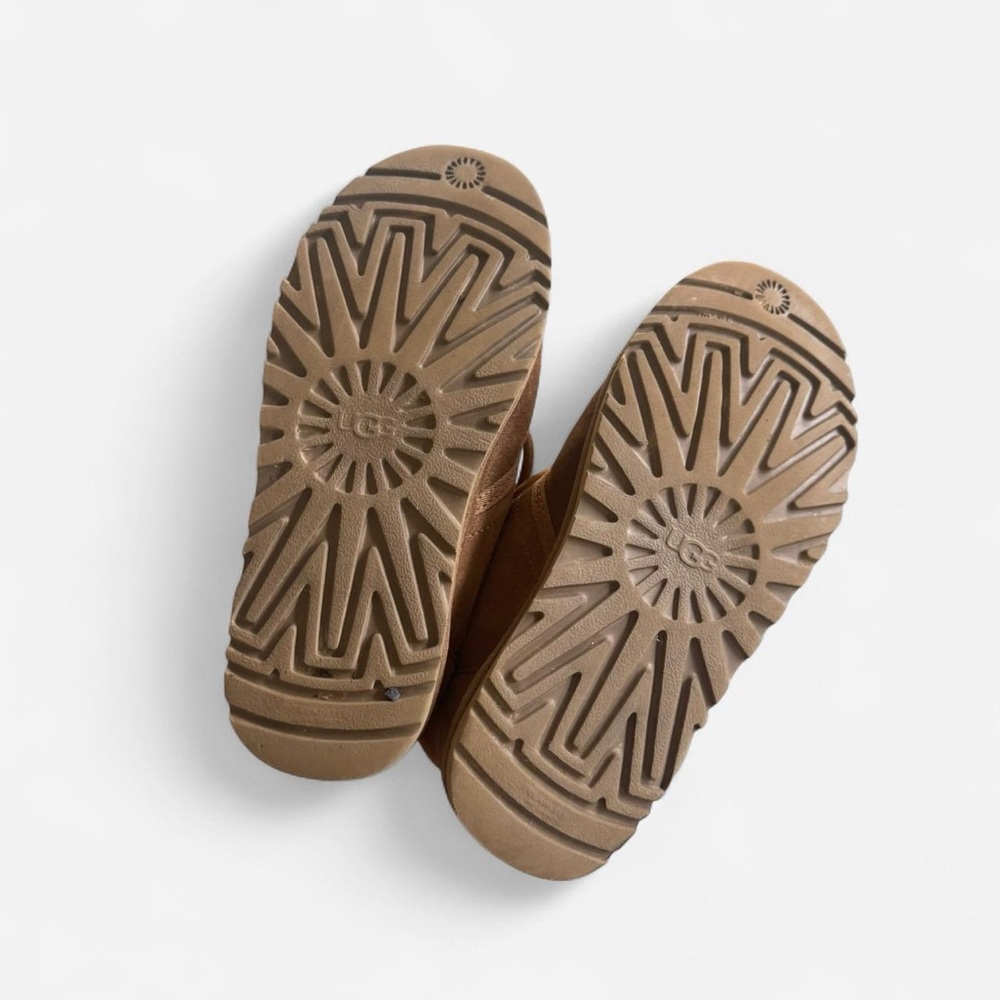 UGG neumel ankle boots 7 - Picture 5 of 6